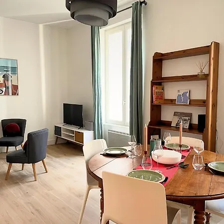 T3 Lumineux Proche De La Avec Place De Parking * Dinard